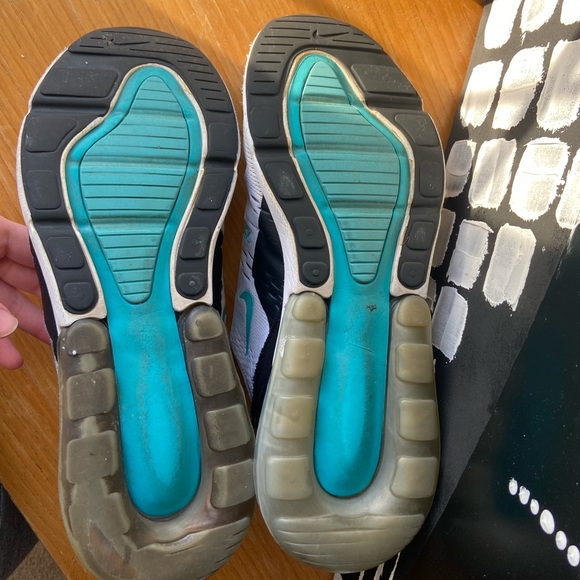Air max 270s - Picture 4 of 7